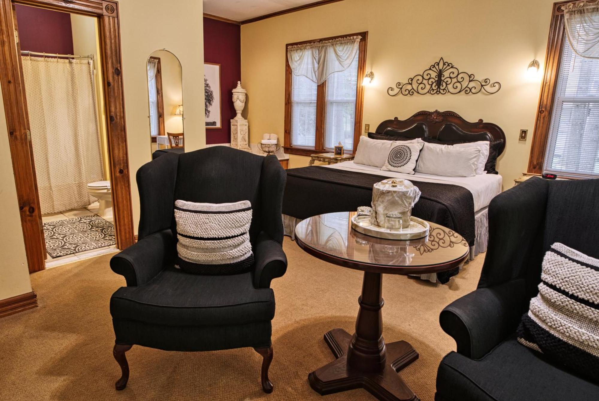 Rockwell Falls Inn And Wine Bar Lake Luzerne Quarto foto
