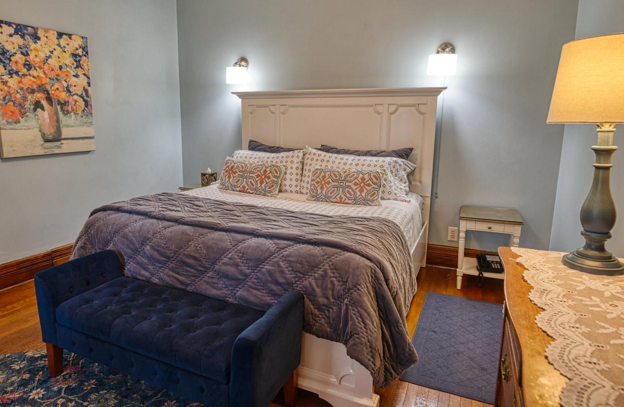 Rockwell Falls Inn And Wine Bar Lake Luzerne Quarto foto